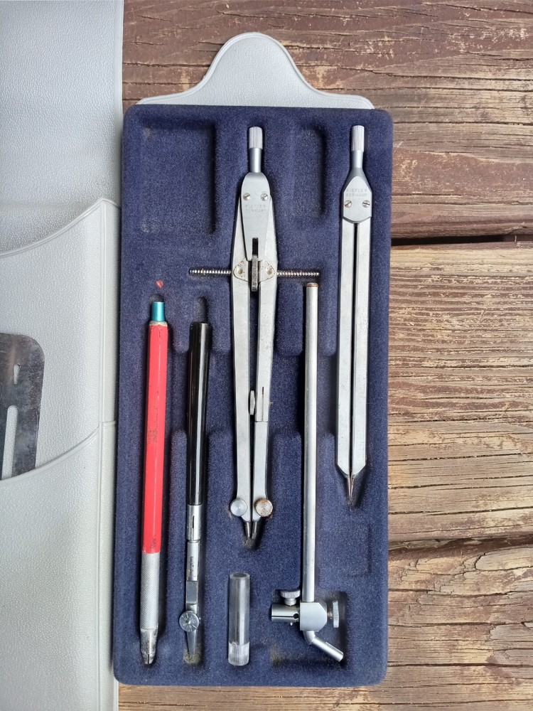 VINTAGE RIEFLER TECHNICAL DRAWING DRAFTSMAN’S SET GERMANY Original Case. Nice!