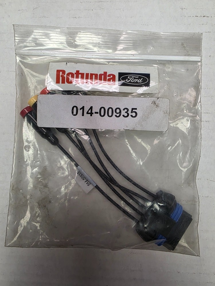 014-00935 Glow Plug Injector Adapter