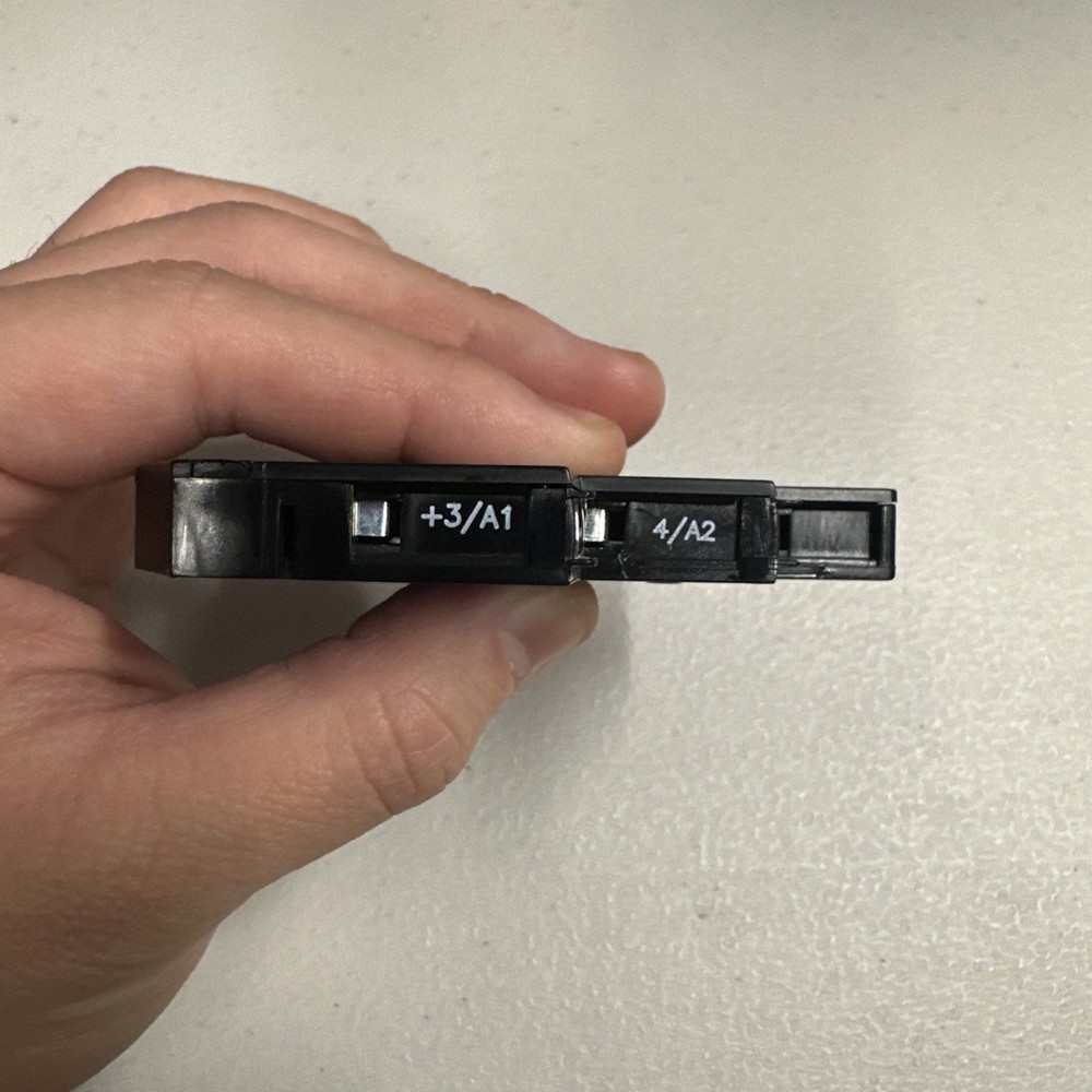 Crydom DR10D03 Solid State Relay