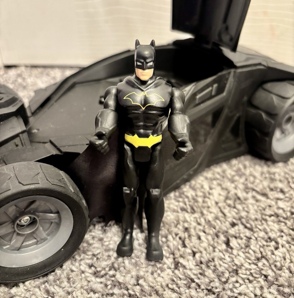 Spin Master Batman Batmobile RC Remote Control Car w/ Action Figure Set