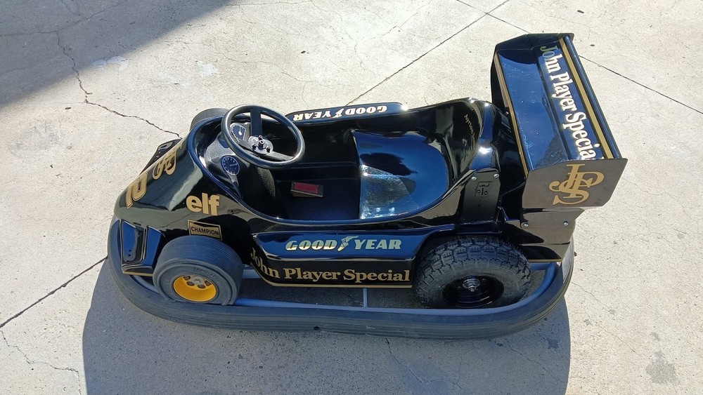 Lotus Senna Bumper Car
