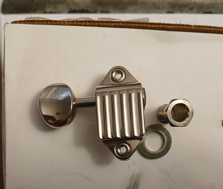 Unknown Waffle Back Tuner  Single Waffleback Tuning Peg Treble Side Nice
