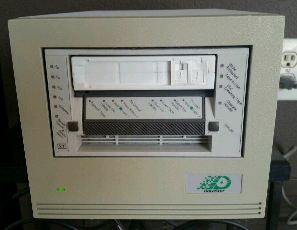 Rare Datastor XT Tabletop External SCSI Tape Drive
