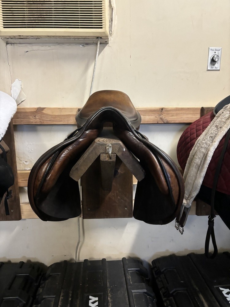 Close Contact Saddle Size 17’