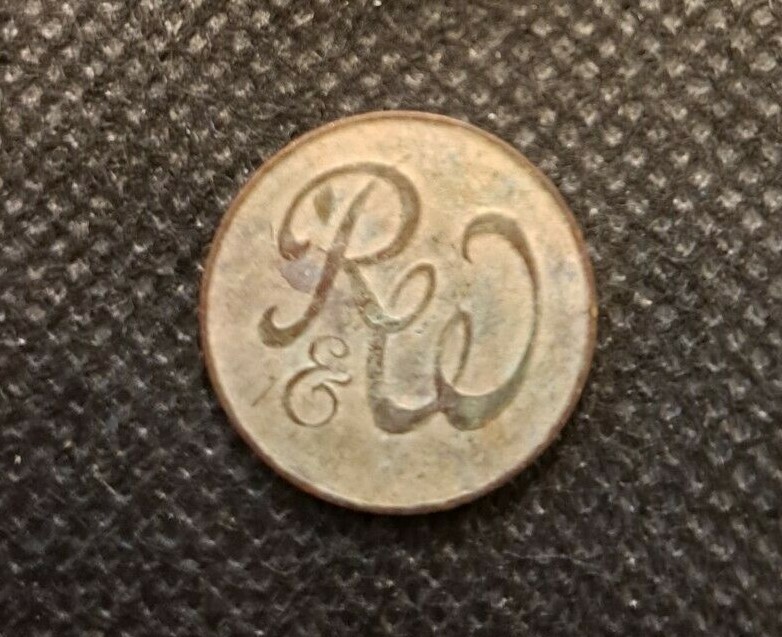 R & W 6 TOKEN!   e3356UXX