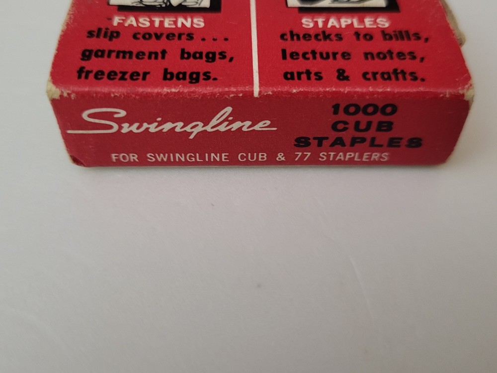 Swingline Cub Staples Open Box