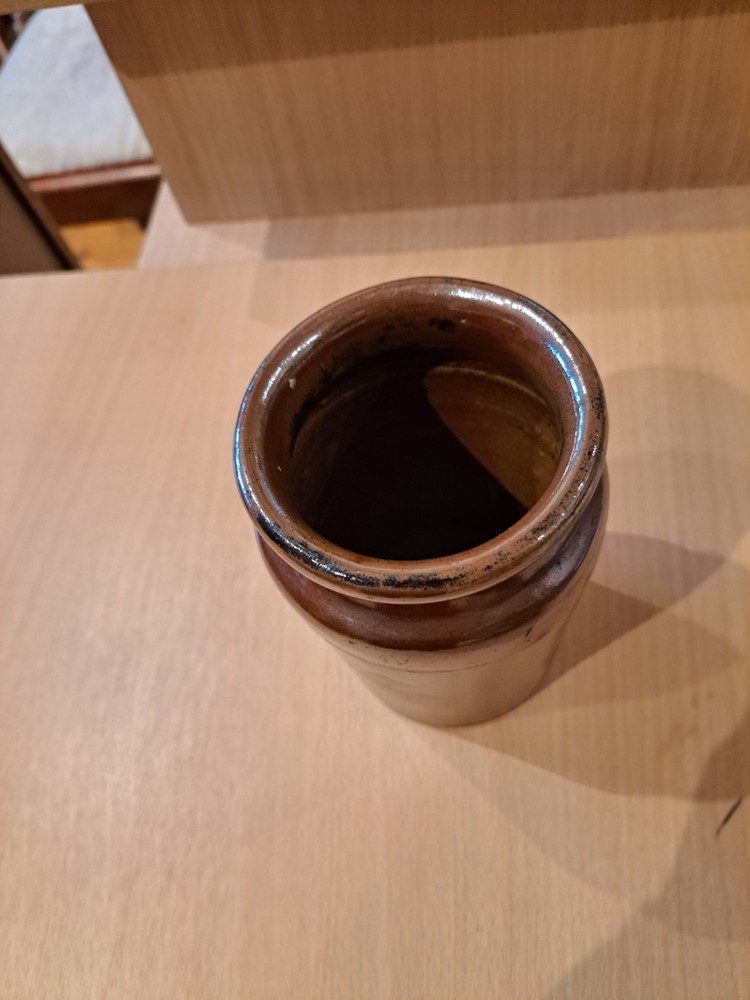 Old Stoneware Salt Glazed Stoneware Pot