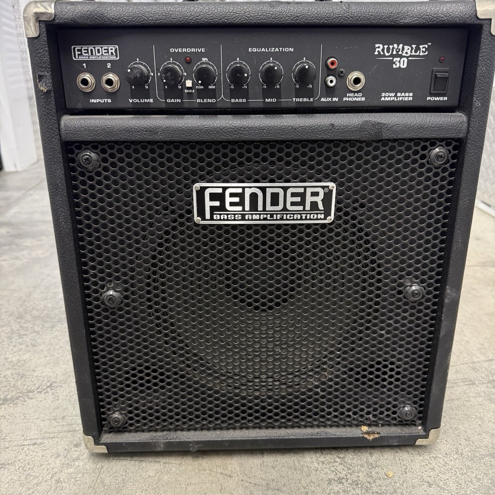 Fender 30W Bass Amplifier Rumble 30 - Tested & Working