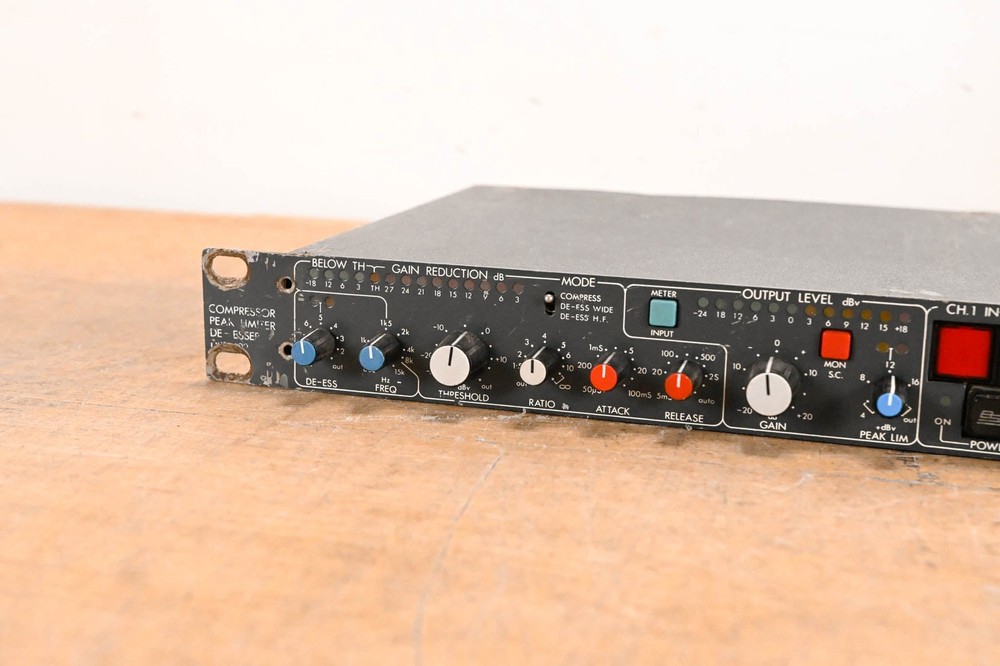BSS DPR-402 Two-Channel Compressor/Limiter/De-Esser CG01XQZ