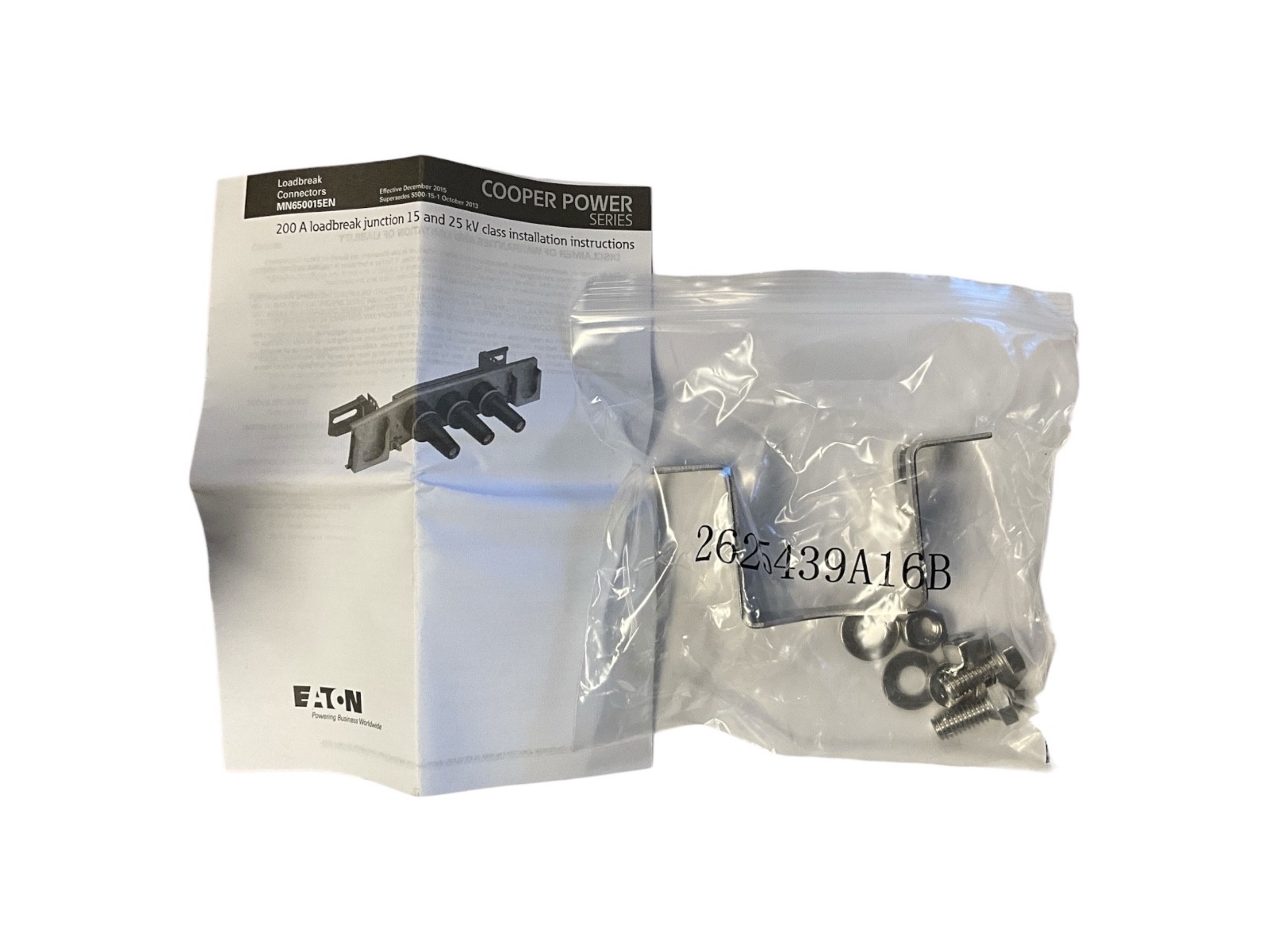 Eaton Cooper LJ215C2U 2-Way Loadbreak Junction 15kV 200A – NEW