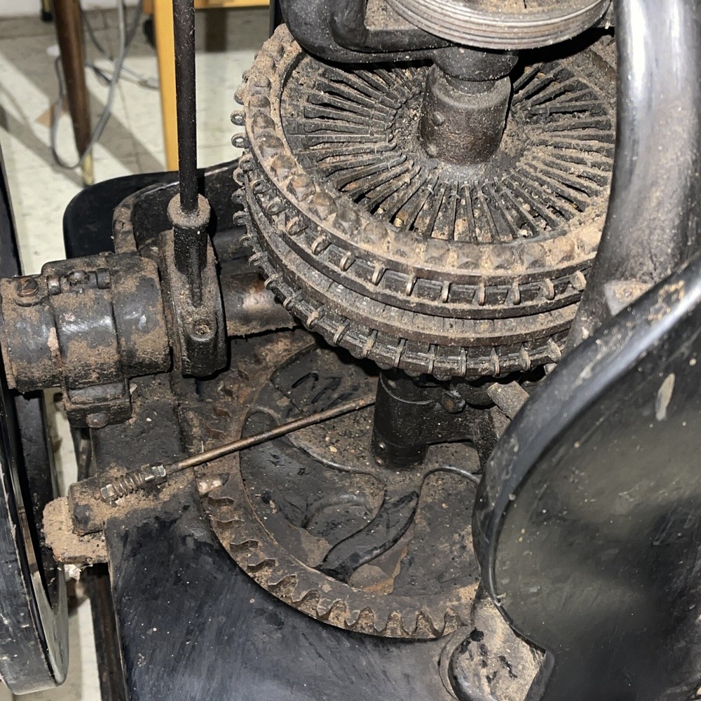 Pre-1929 Graphotype Addressograph Embossing and Printing Machine