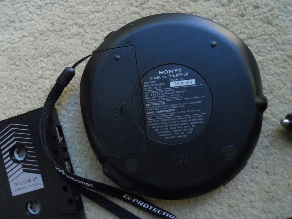 SONY D-EJ626CK Walkman Portable Compact Disc Player. AS-IS.