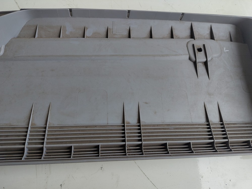 Isuzu Forward Npr Front Left Cabin Sun Visor Mount Storage Tray