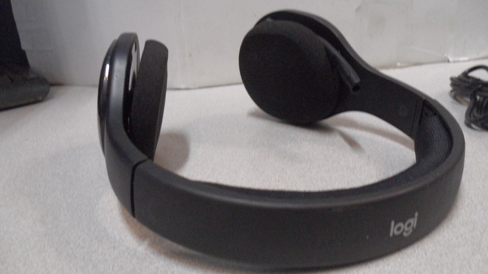Logitech H800 Bluetooth Wireless Over The Head Headset - BLUETOOTH ONLY - NO USB