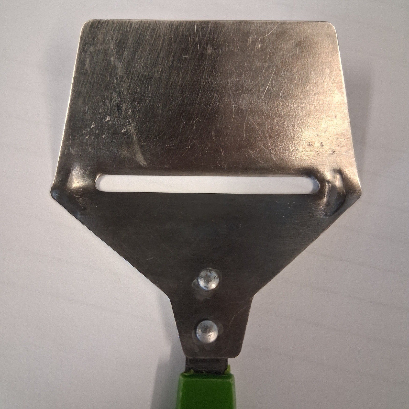 Vintage Travco Flower Power Daisy Green Cheese Slicer GUC