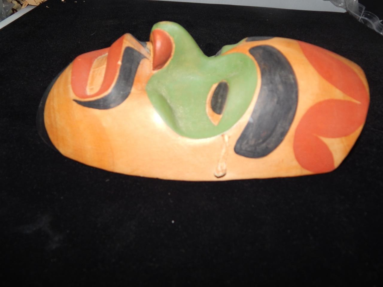 SIGNED VINTAGE NW COAST TLINGIT HAND CARVED + PAINTED MASK - CLEAN + NICE
