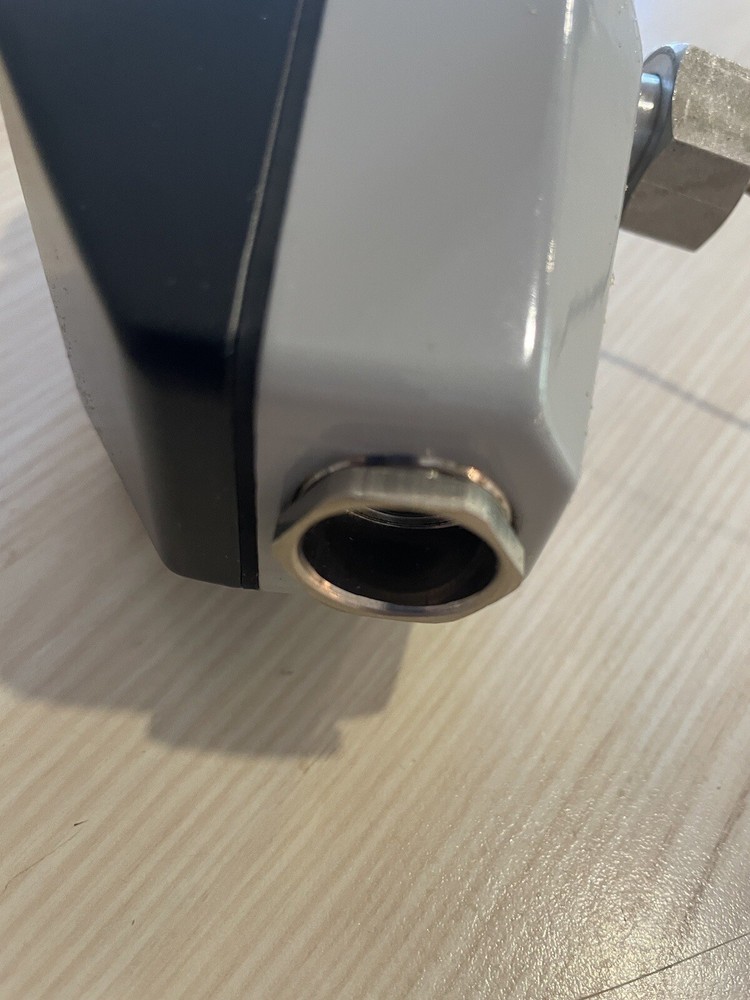 Hermetic Thermostat T30