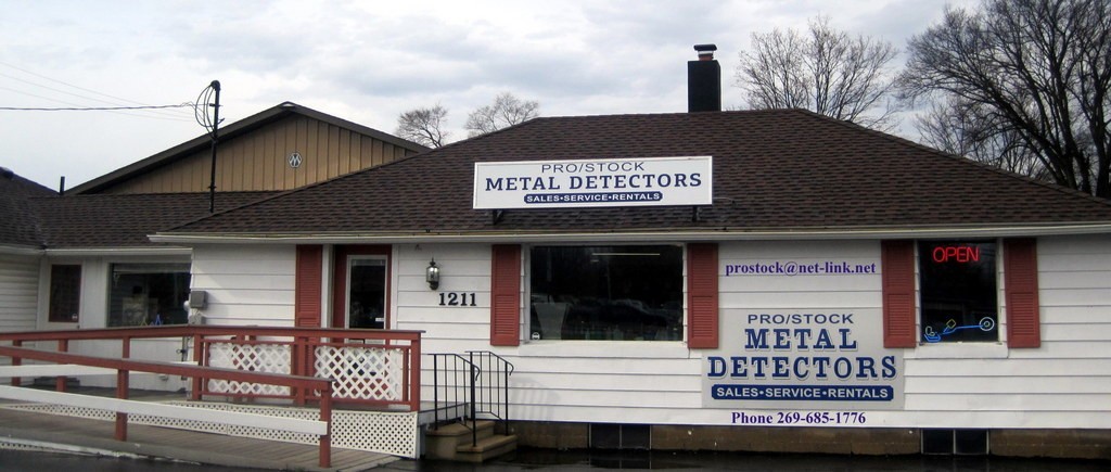 Nokta Makro Multi Kruzer Multi Frequency Metal Detector Read Full Description