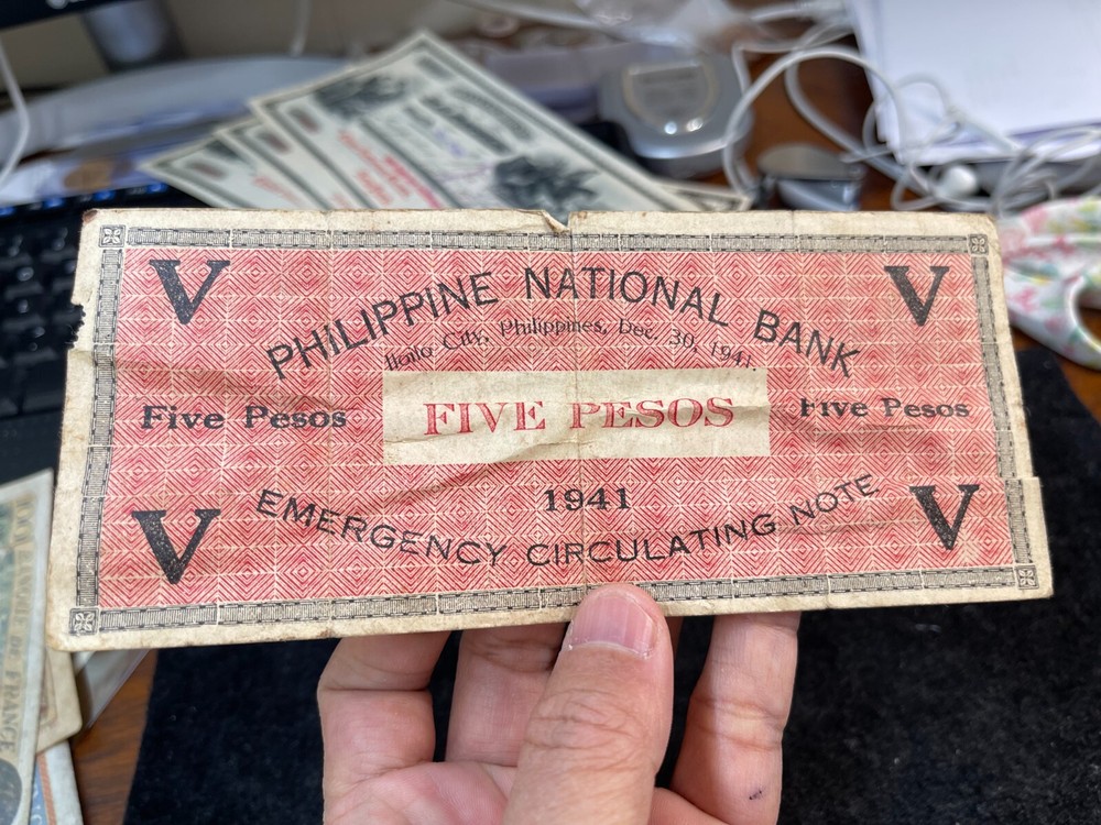 1941 US Philippines 5 Pesos Banknote