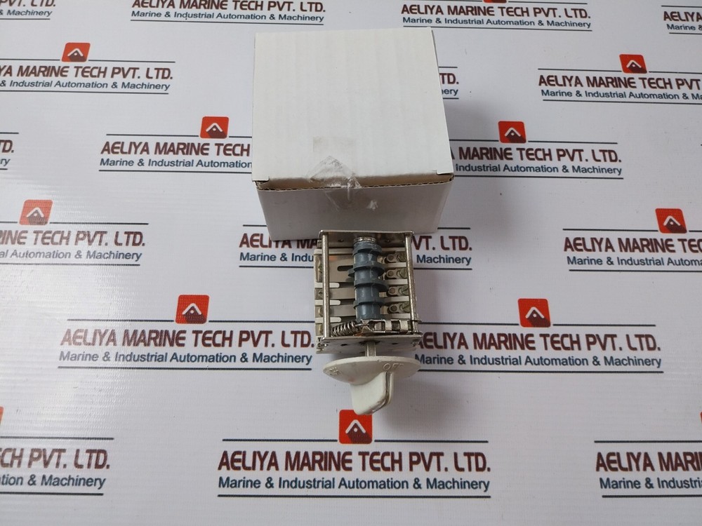 R.B.E 32/250~ Selector Switch