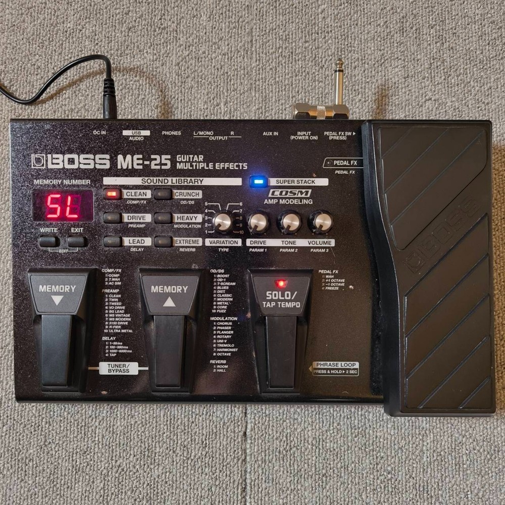 BOSS ME-25 Guitar Multiple Effects Pedal Multi-Effector W/ Power Cord JP