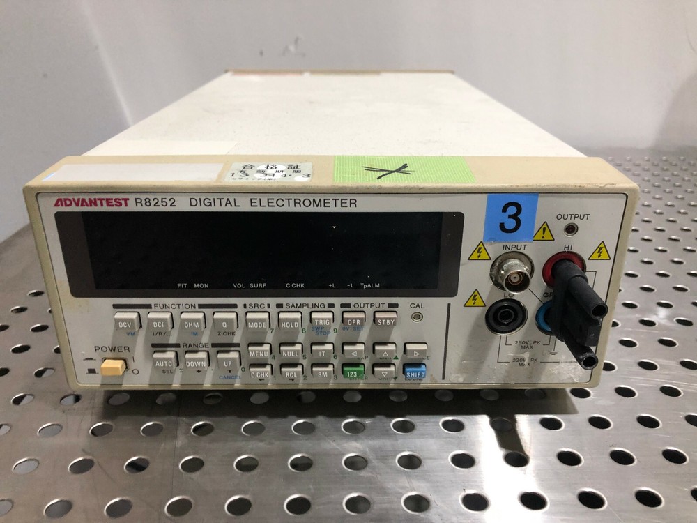 Advantest R8252 Digital Electrometer