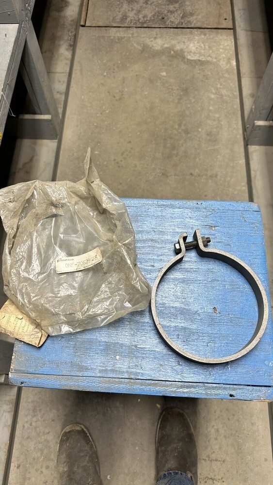 Fiatallis 70629755 Clamp