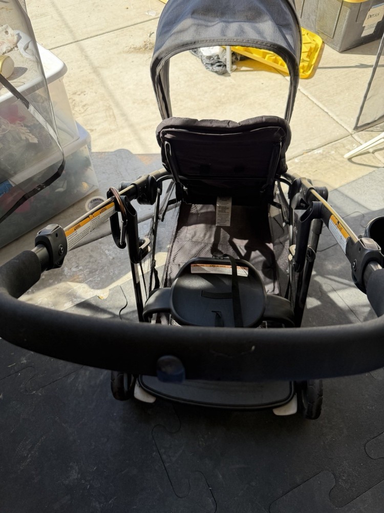 Graco Ready2Grow LX 2.0 Double Stroller Features Bench Seat Standing Platform