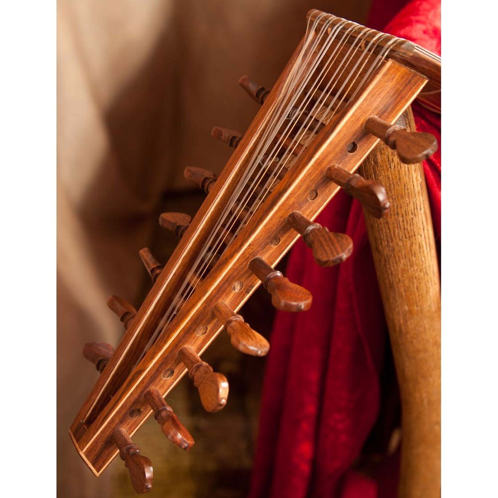 Roosebeck 8 Course Deluxe Lute Solid Spruce Top & Bag + String Set