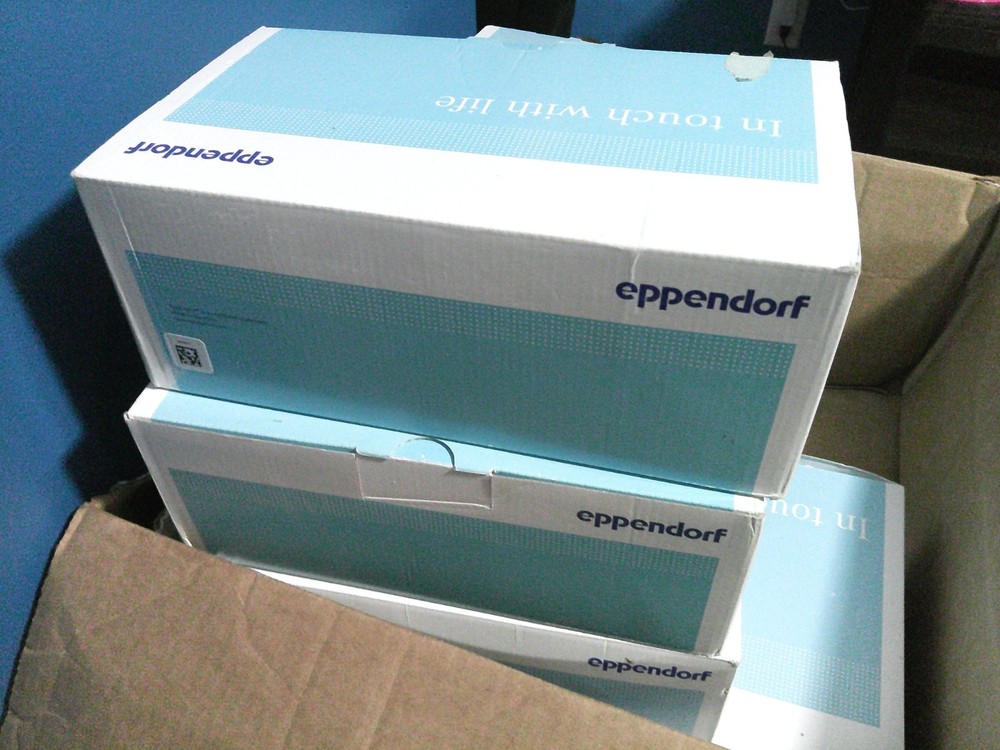 Eppendorf Bundle (Pipettes, Research Plus Kits, and Carousel)