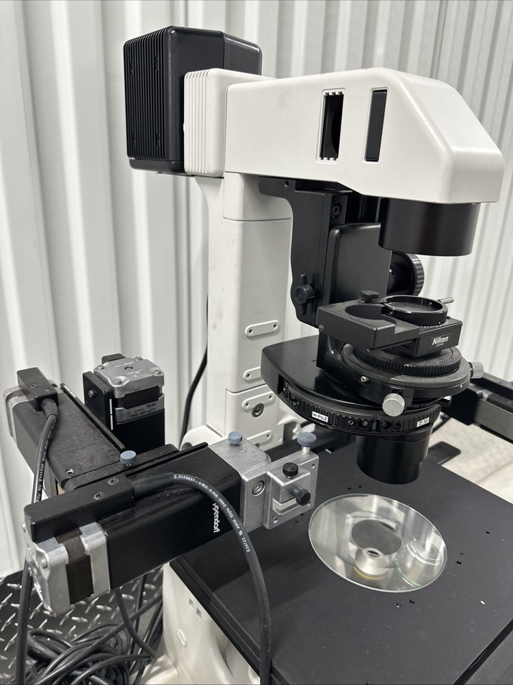 Nikon Eclipse TE300 Inverted Microscope Plan Fluor 10/20/40x Eppendorf 6540 R094