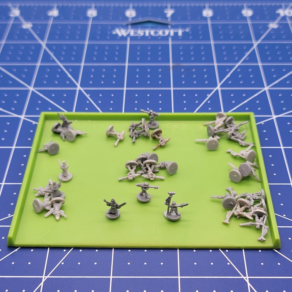 GW EPIC 40K IMPERIAL GUARD - Various Command  x 35 - Gray 1990 OOP 6mm Plastic