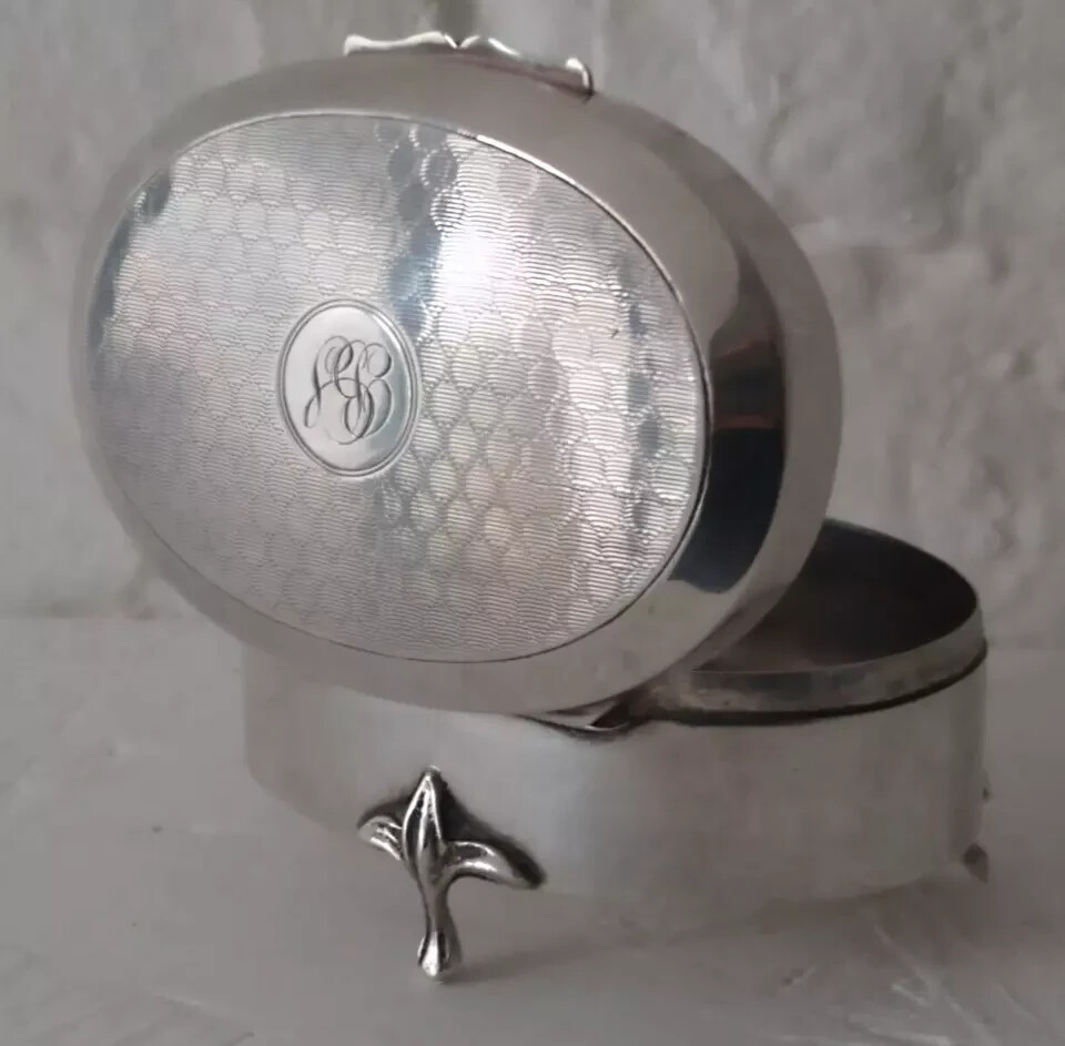 Antique Solid Silver Trinket Box - Birm. 1919.