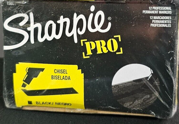 Sharpie PRO Permanent Markers King Sized Chisel Tip Black 12 Ct. Box New