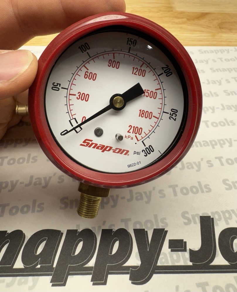 Snap-on Tools NEW 300PSI REPLACEMENT Compression Gauge WITH RED BOOT EEPV5-300G