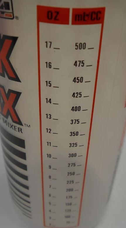 Quick Mix Maxima Measuring 2 Stroke Premix Cup Oil Bottle With Screw Cap 10120