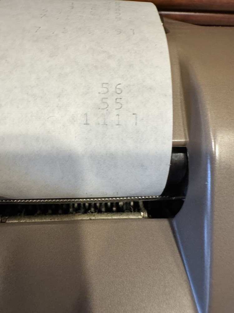 Vintage Victor Adding Machine 1950’s NEEDS INK RIBBON