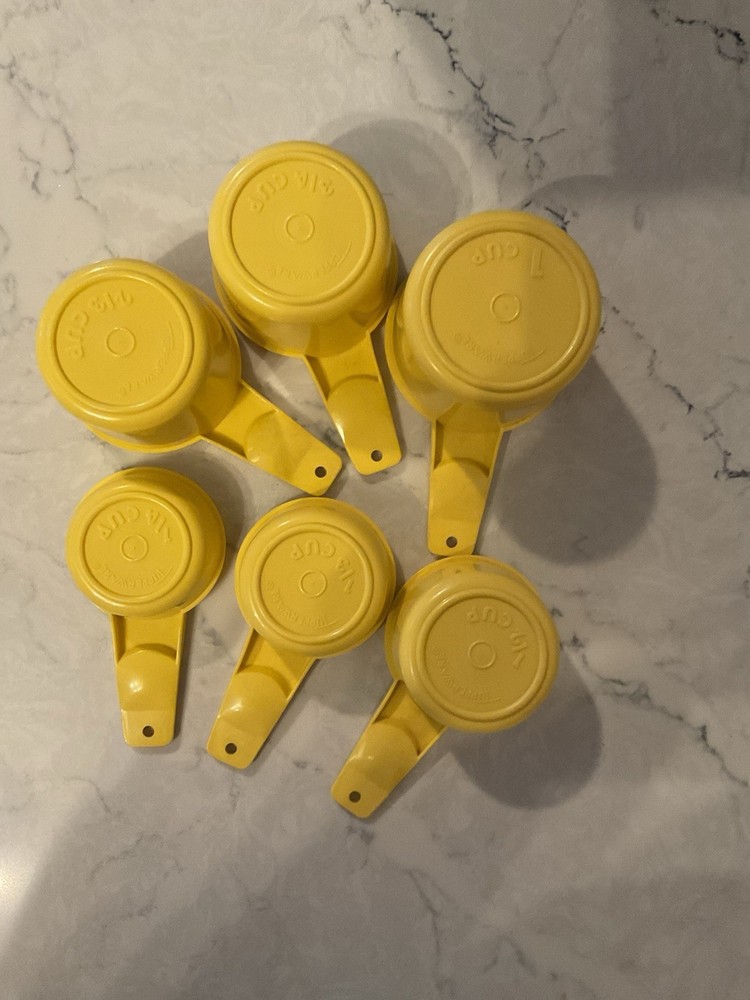 Vintage Tupperware Bright Yellow Measuring Cups #B