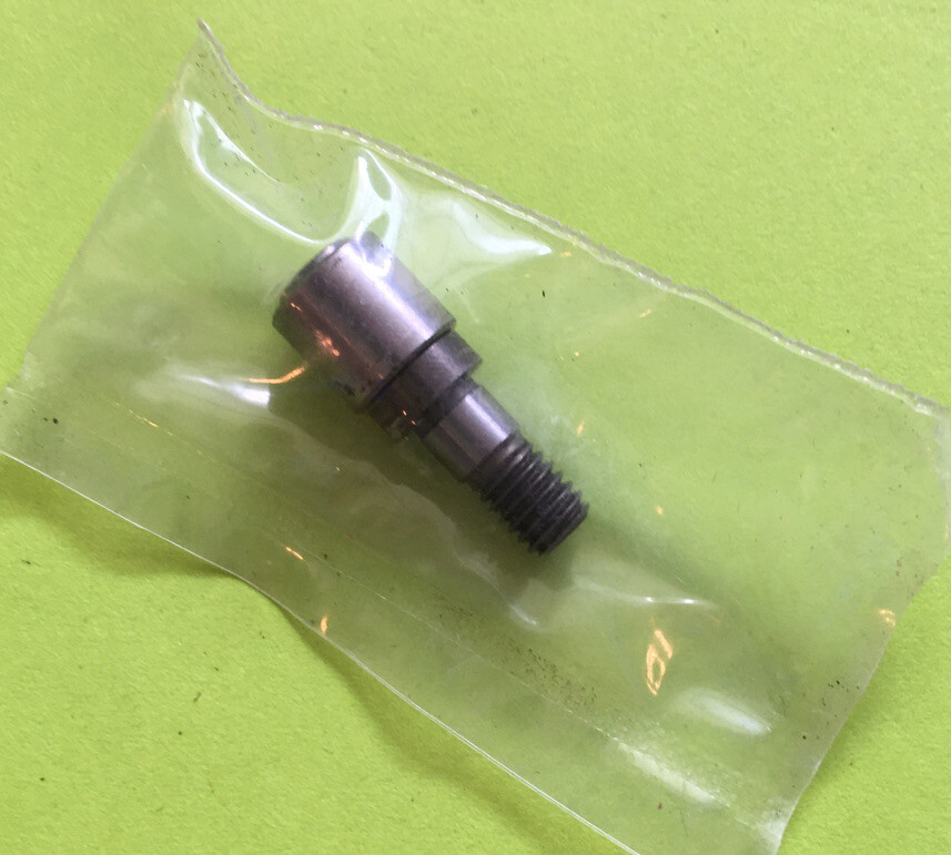 *NOS* B3012-180-0A0-JUKI-STUD AND ROLL ASSEMBLY *FREE SHIPPING*