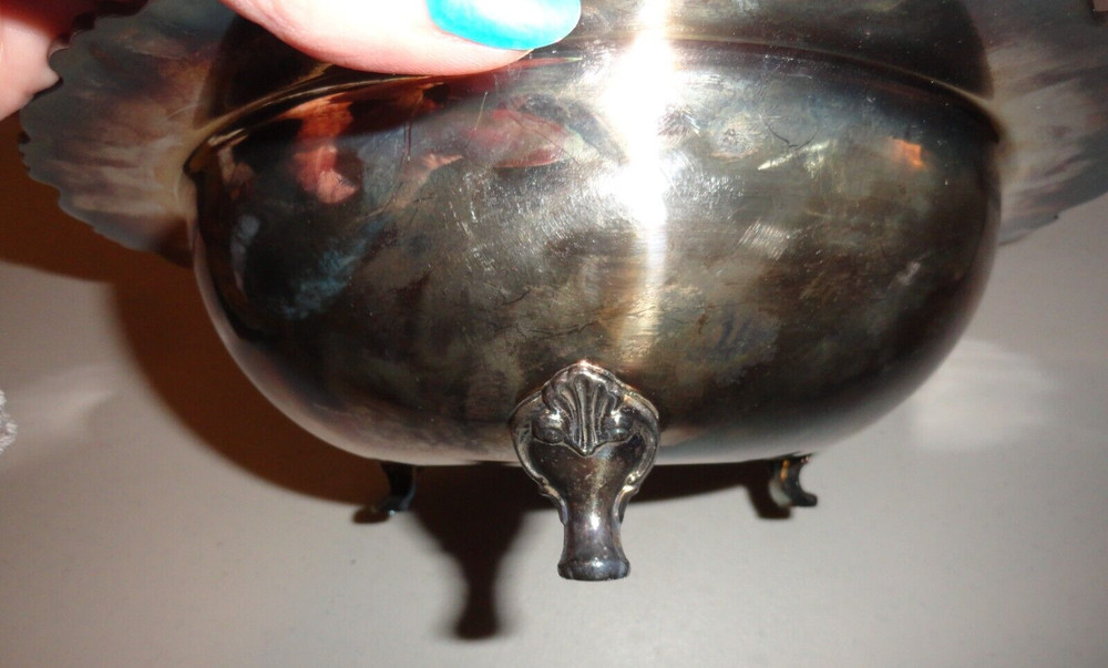 Vintage Serving Dish 10 1/2" Oneida Silverplate Covered 3 Leg