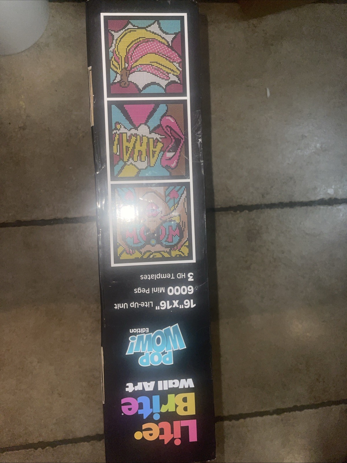 Lite-Brite Wall Art POP Wow - 16" x 16" Screen, 6,000 Pegs, 3 HD Templates NIB