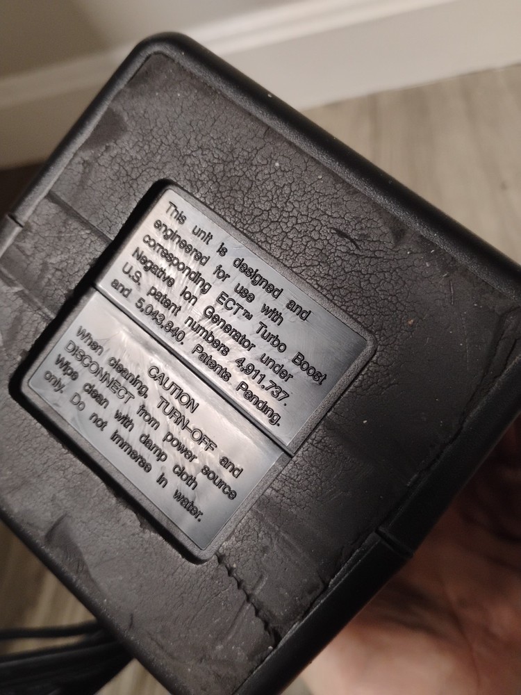 ECT Environmental Control Technology IC2001 Portable Ion Generator Purifier