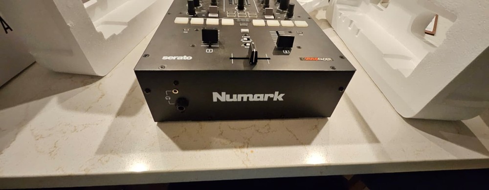 Numark Scratch 2-Channel Scratch Mixer for Serato DJ Pro