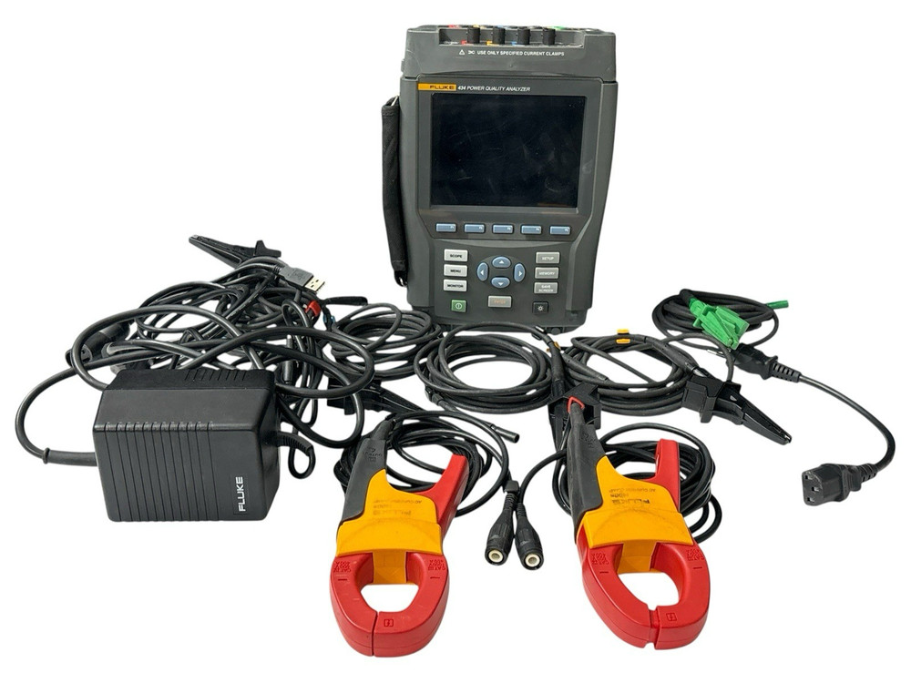 Fluke 434 Three-Phase Power Quality Analyzer with Accessories (Minor Broken)