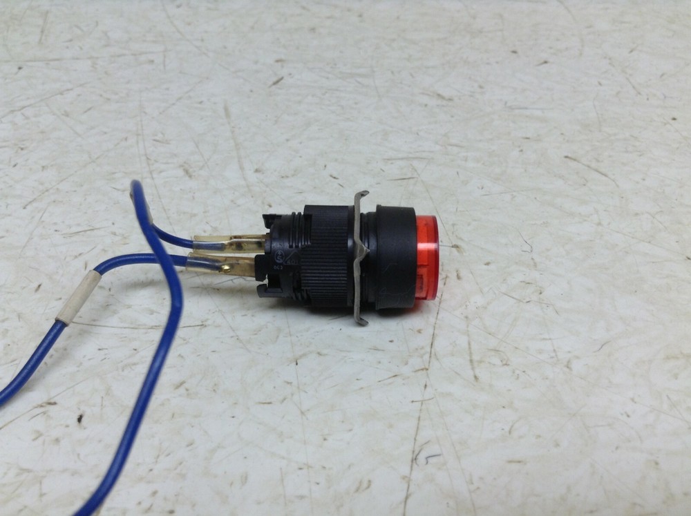 Omron M2GT-7001-3 Red Indicator Light M2GT70013