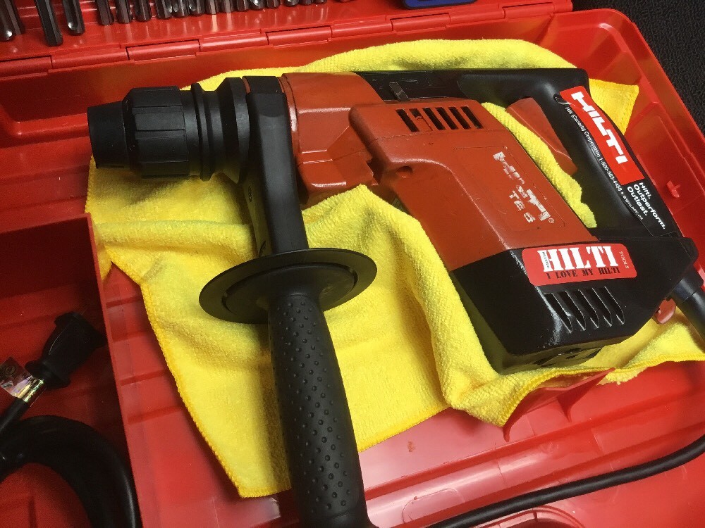 HILTI TE 5 HAMMER DRILL, FREE SID 2-A, REINFORCED HANDLE, BITS, FAST SHIP