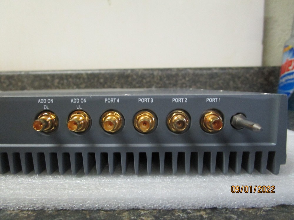 Corning MobileAccess QX Remote Hub Module Cell/PCS 2000-C85P19-B-RHM