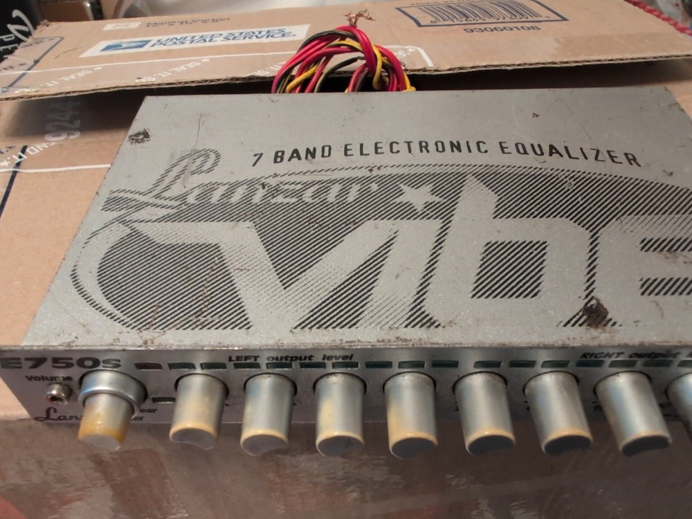 Lanzar E750s Graphic Equalizer