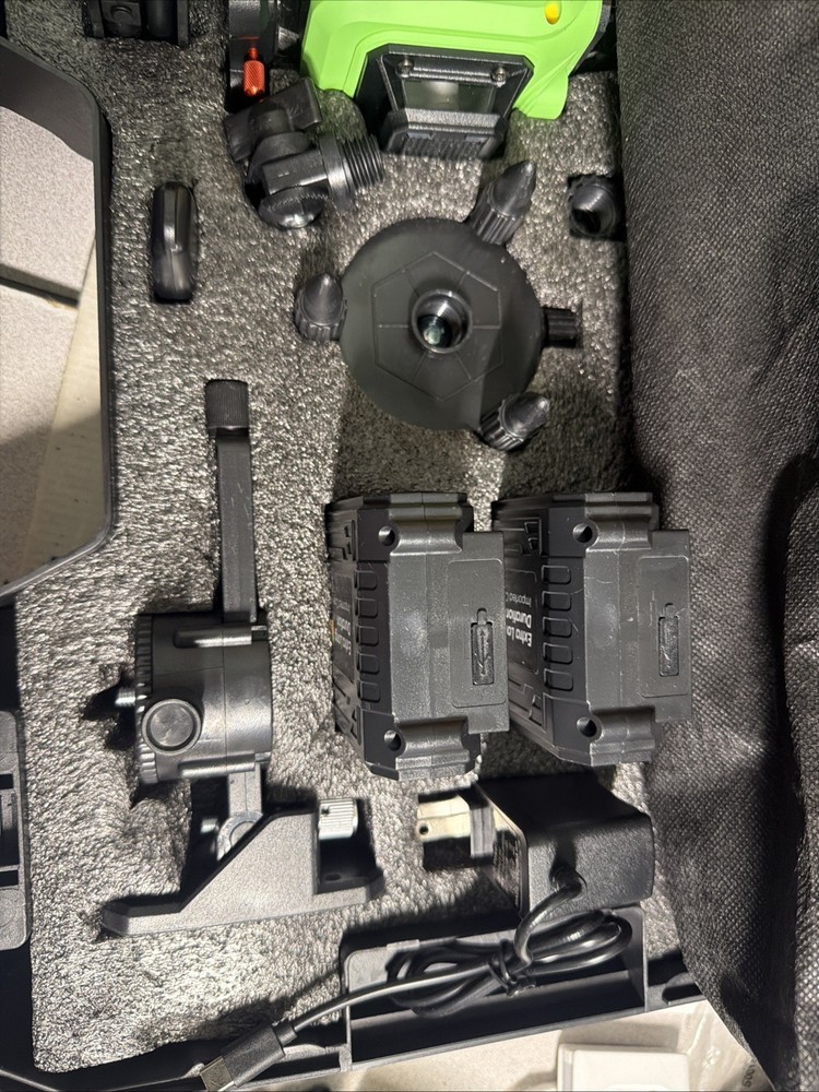 Laser Level with Tripod, 4x360° Self Leveling ±4° Laser Level, Remote Control