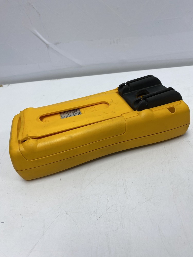 Fluke 724 Process and Temperature Calibrator